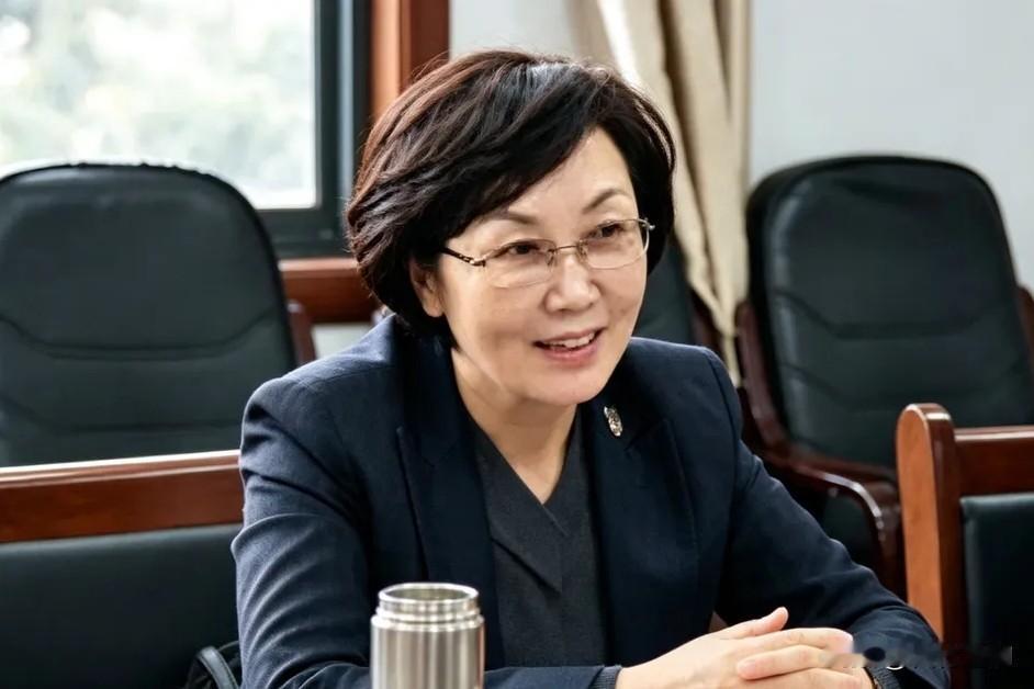 退休不等于进了“保险箱”！这位67岁的女强人被查了！
 
8月7号河南纪委监委刚