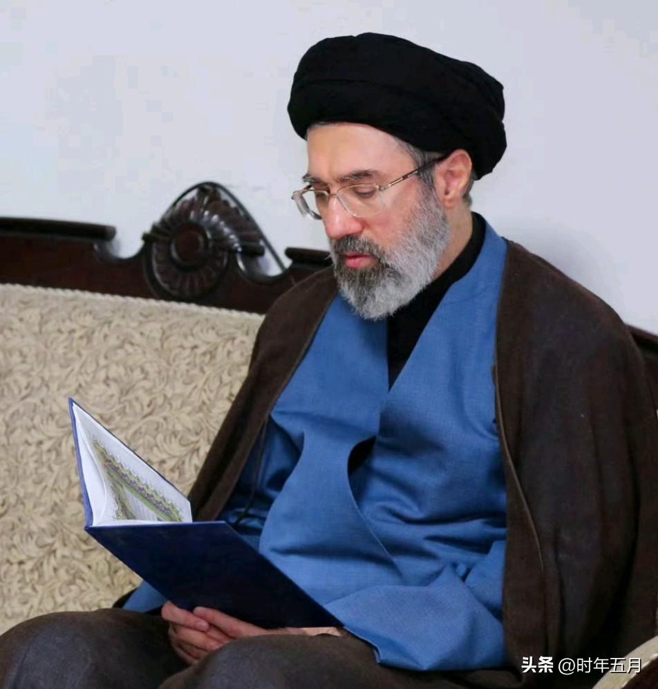 赛义德·穆杰塔巴·哈梅内伊已被选为伊朗新的最高领袖。

据报道，在其父亲阿里·哈