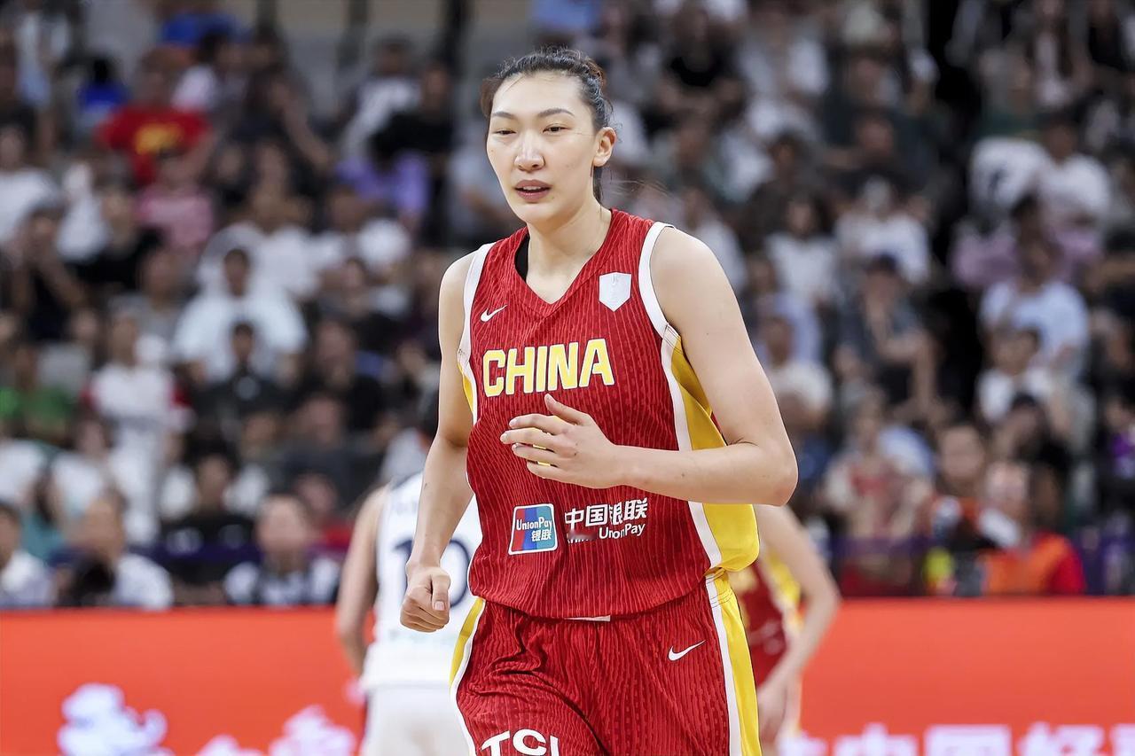 中国女篮中锋韩旭真是燃尽了自己！在今天中国女篮61-90不敌法国女篮的1/4决赛