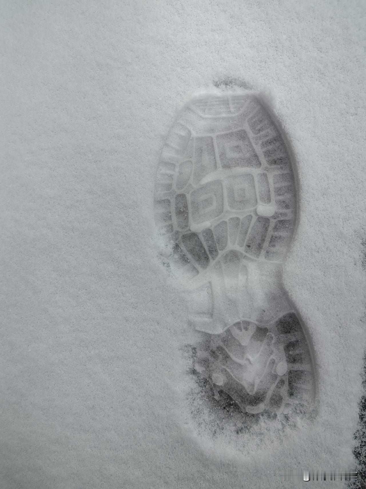 《道德经》：眼界越宽，越不贪婪；格局越大，越不纠缠！

1、不贪婪，是为人的境界