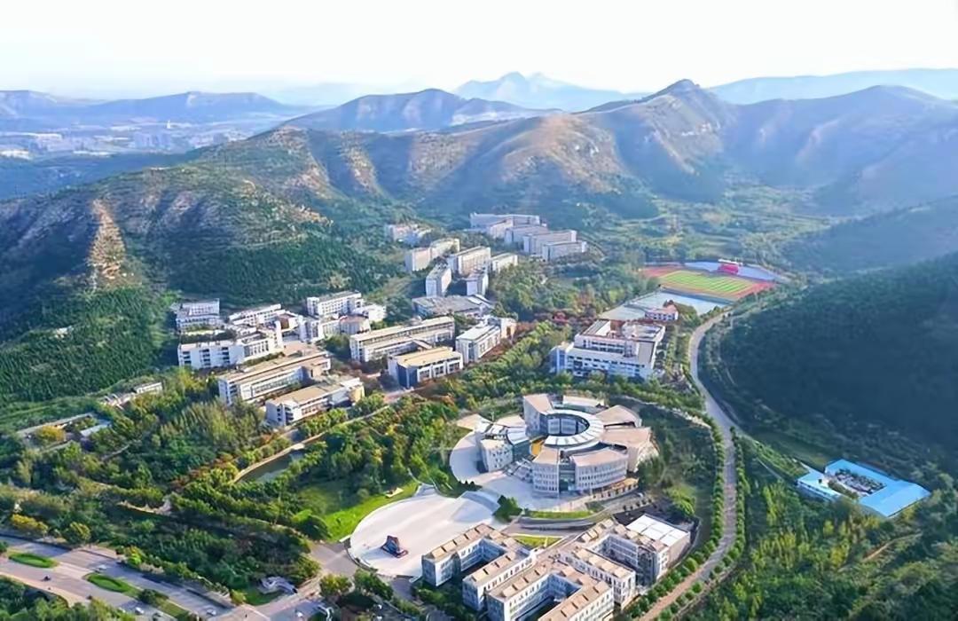 济南长清大学城
山东艺术学院