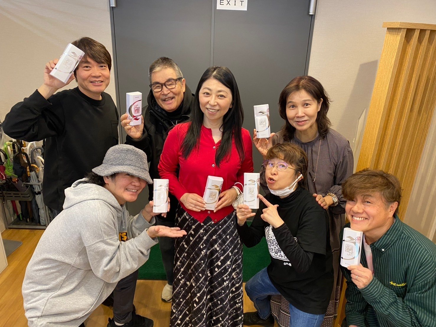 海贼王海贼王 草帽海贼团声优们为娜美声优（冈村明美）庆祝生日 