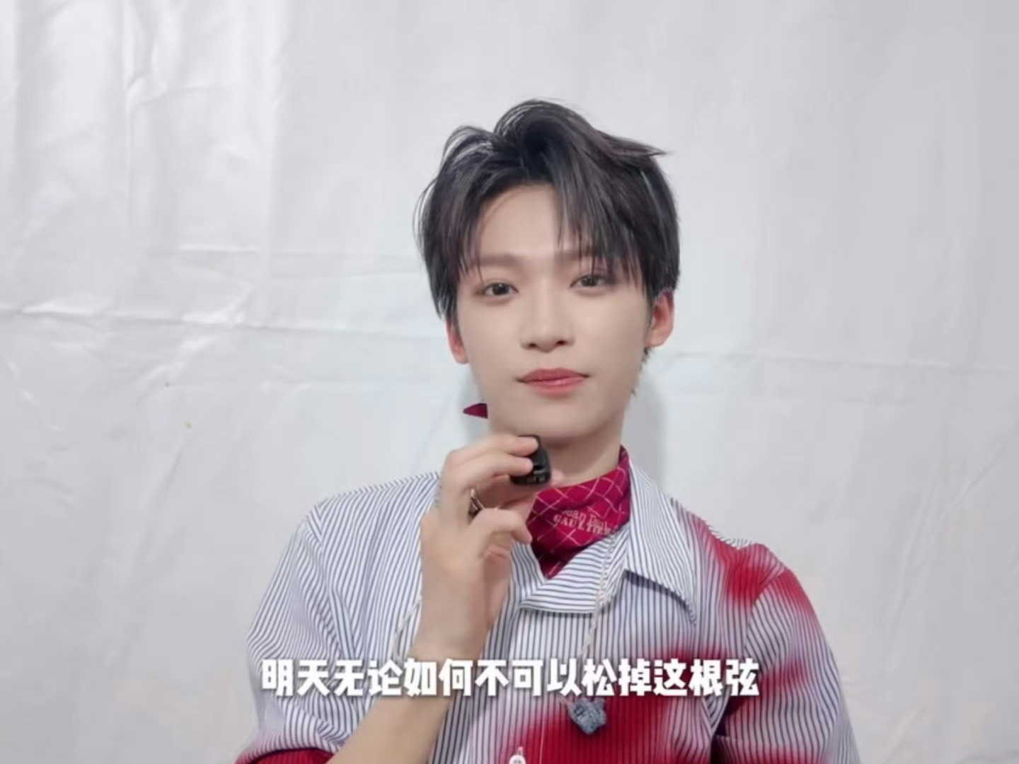 梓渝常州的第二场音乐节Vlog这么出圈的舞台梓渝还在反省和检讨小失误，知道大家为