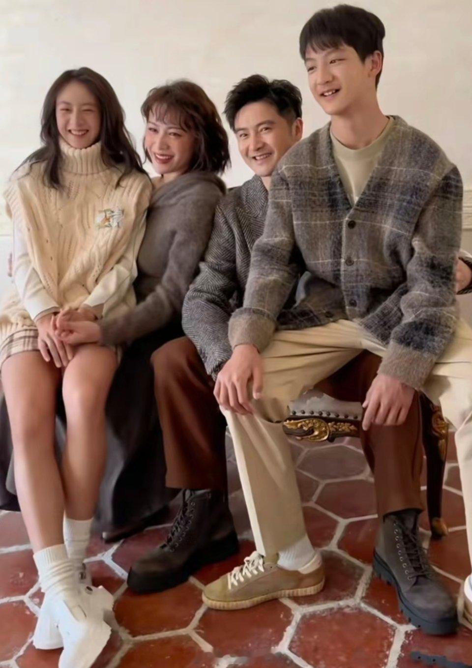 田亮一家全家福，森碟和弟弟颜值好高，快来娱乐圈发展、拍戏吧！ ​​​