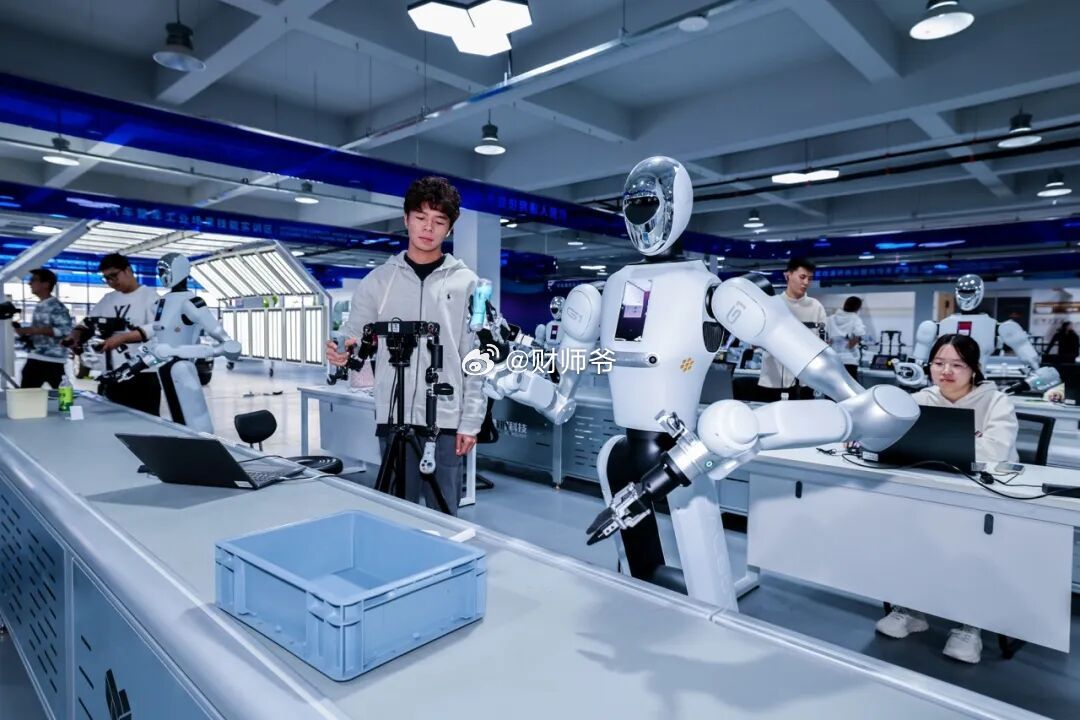 “江苏省具身智能机器人工业数据采集与实训中心”由天奇股份主导建设并运营，已部署各