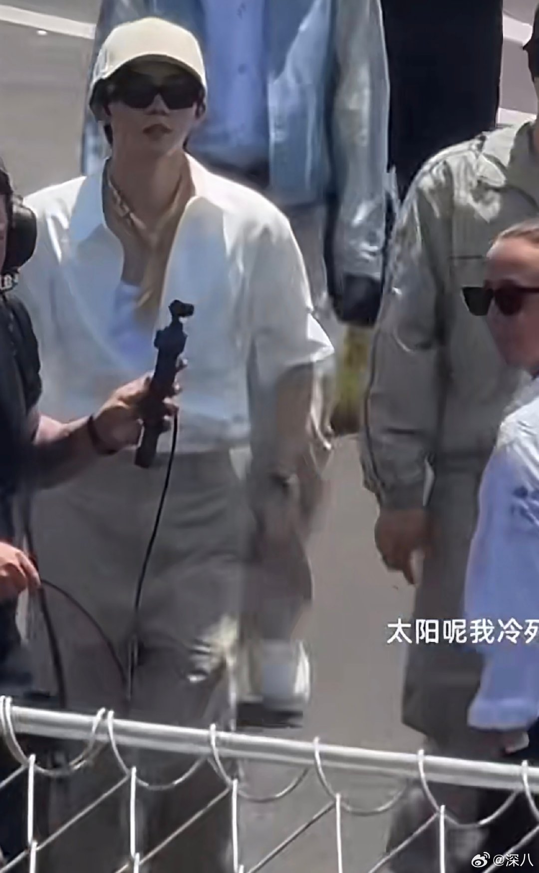马嘉祺扣子全部解开了马嘉祺扣子全解开了 马嘉祺扣子全解开了，很会啊 