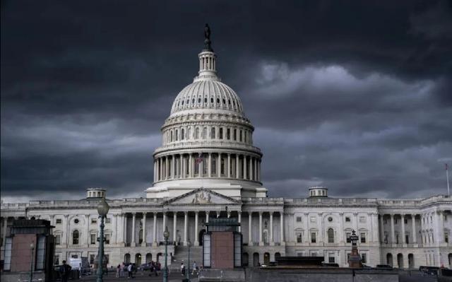 美国权力最大的前5号人物：第一总统特朗普，第二副总统万斯，第三众议院议长迈克·约