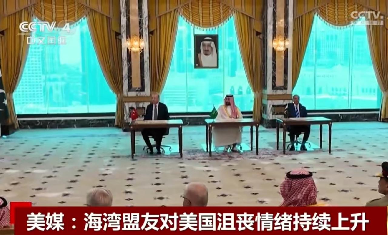 海湾国家对国内的美军事基地产生了质疑，美国最遭透的情况出现了，美驻海湾国家的军事