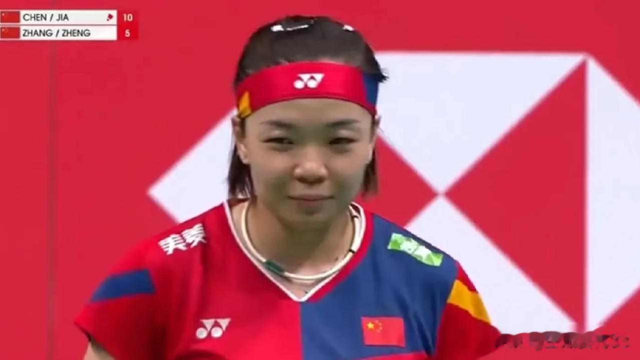  陈清晨/贾一凡晋级决赛
    26日女双半决赛，陈清晨/贾一凡21－14，2