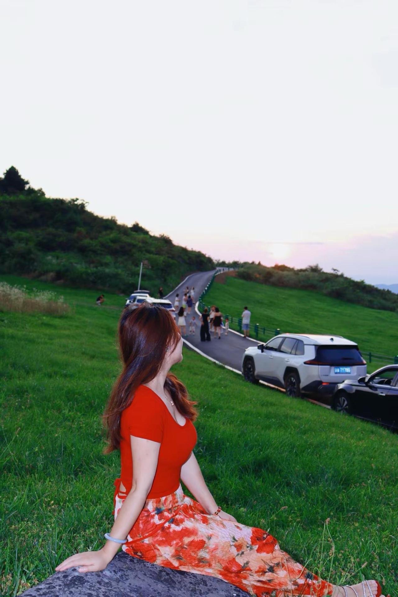 美女 请你肆无忌惮的美丽吧！花海拍照 我在等一个喜欢我照片的人