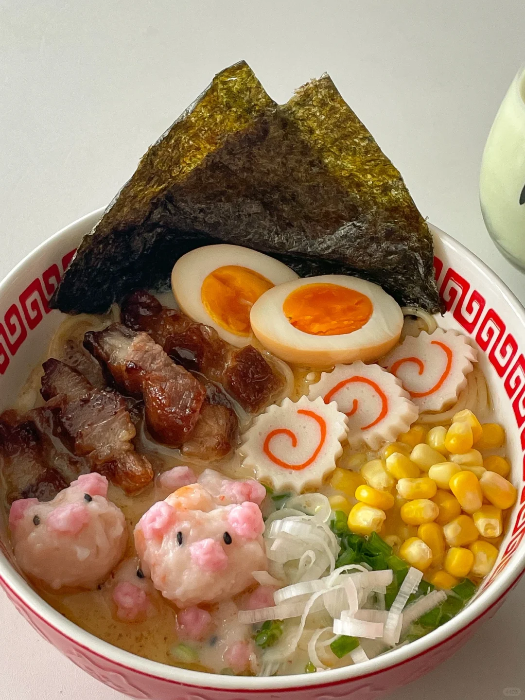 一人食｜猪猪虾滑叉烧拉面🍜&青汁牛奶🍵