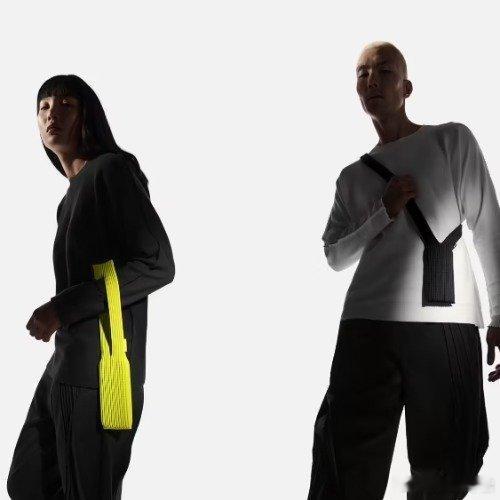 就一个套手机的针织袋子都买1299了吗？！虽然咱自己勾一个秒省1299，但是我怎