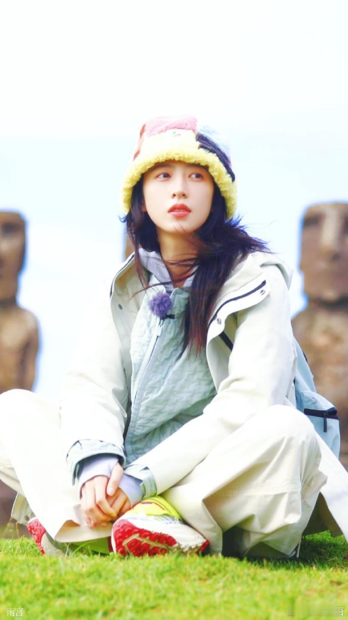 周雨彤｜花儿与少年💐 ​​​
