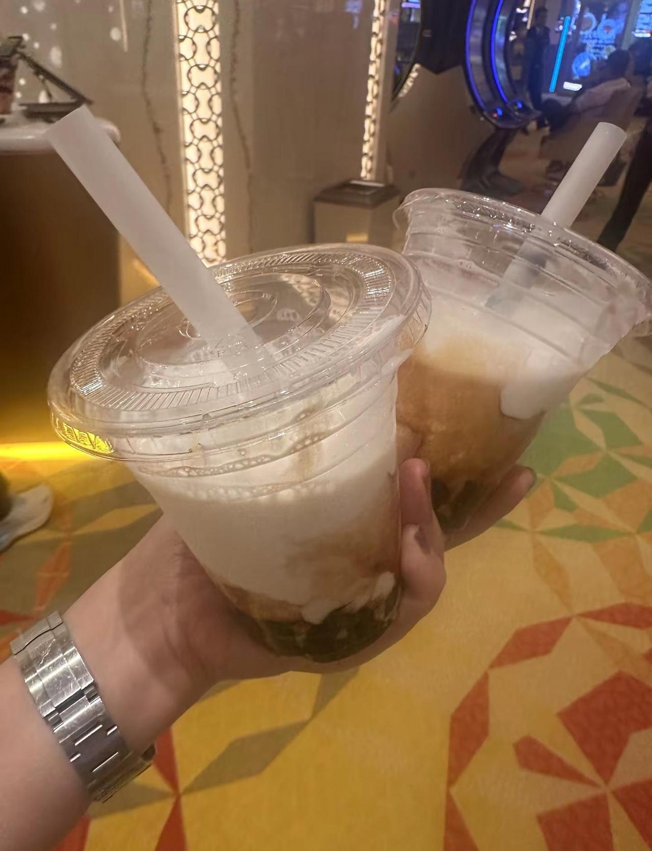 美高梅的奶茶🧋 澳门纸醉金迷的世界 内场发不了喔！