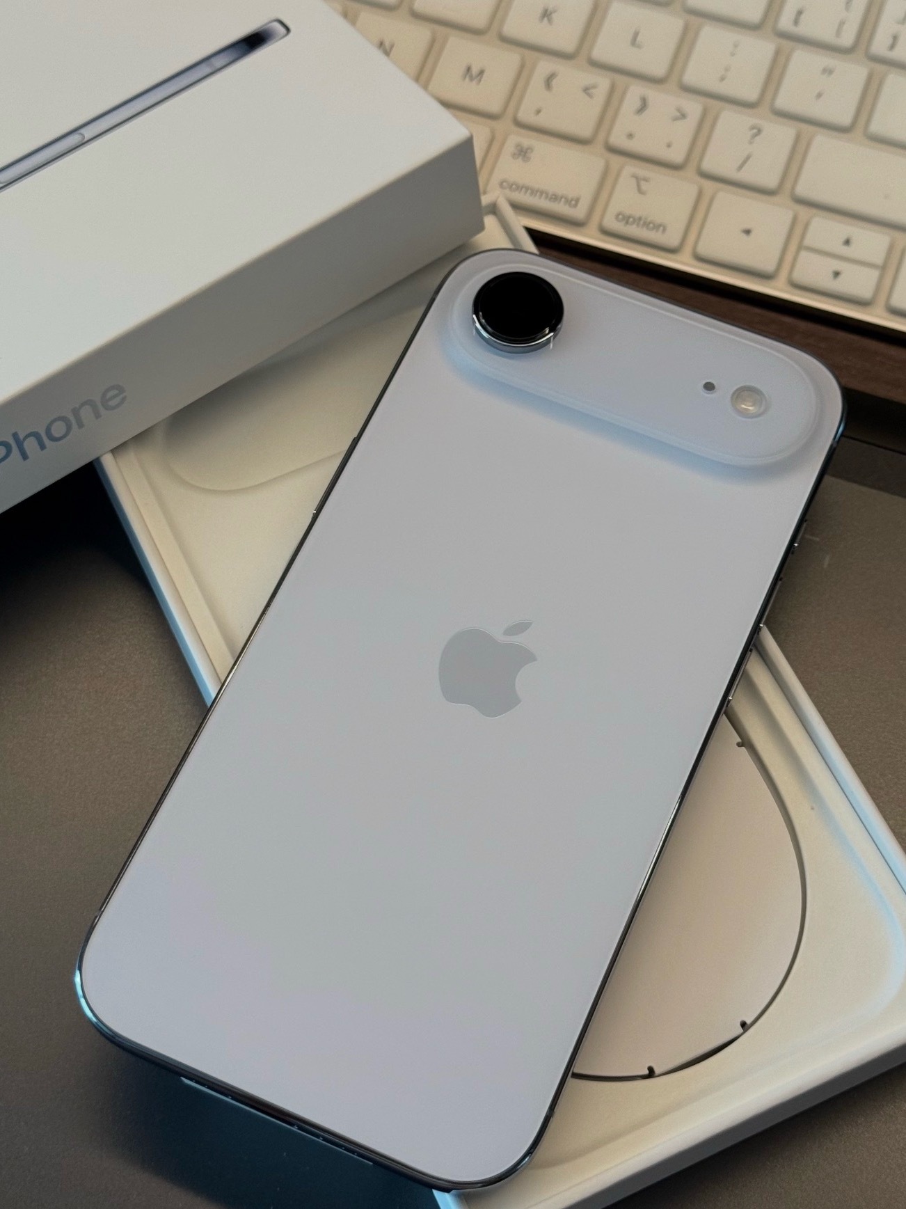 iPhoneAir2爆料汇总简单说，升级双摄+A20芯片，听着挺香。但初代799