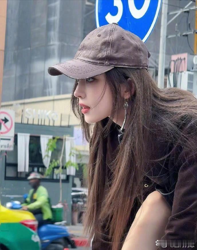 娜扎生图封神！这颜值简直是绝杀，生图比精修还能打！ 