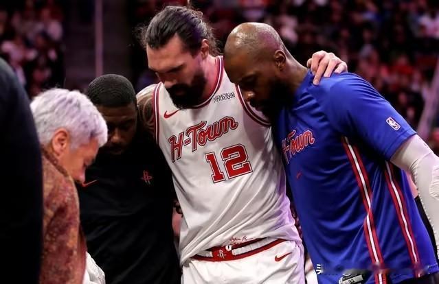 亚当斯脚踝重伤赛季报销，火箭管理层又砸出垃圾合同？
史蒂文·亚当斯刚刚状态回暖，