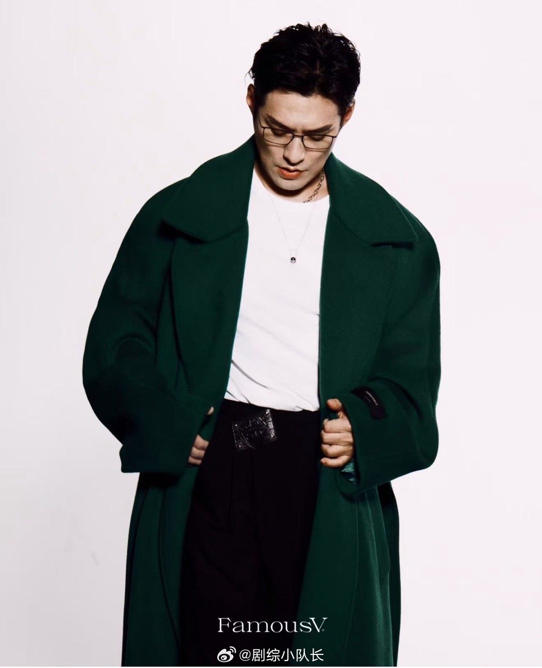 严屹宽终于承认天涯四美了主咖和Ta的朋友们 严屹宽演了三十年戏，角色多到数不清，