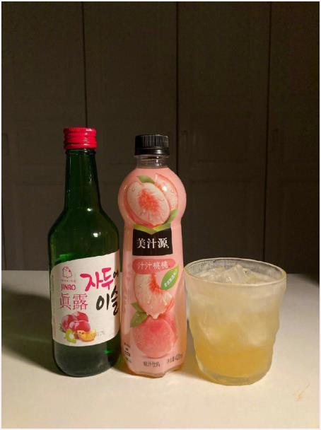 周末微醺攻略！姐妹聚会调酒新公式！！！超级无敌好喝的调酒方式！！便利店就能轻松g