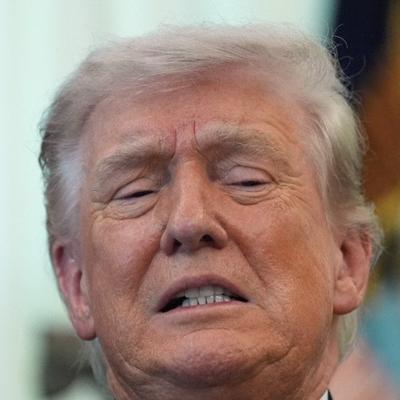 伊朗救了美国一命！

说句大实话，如果不是伊朗一战“打醒”美国，美国还以为自己是