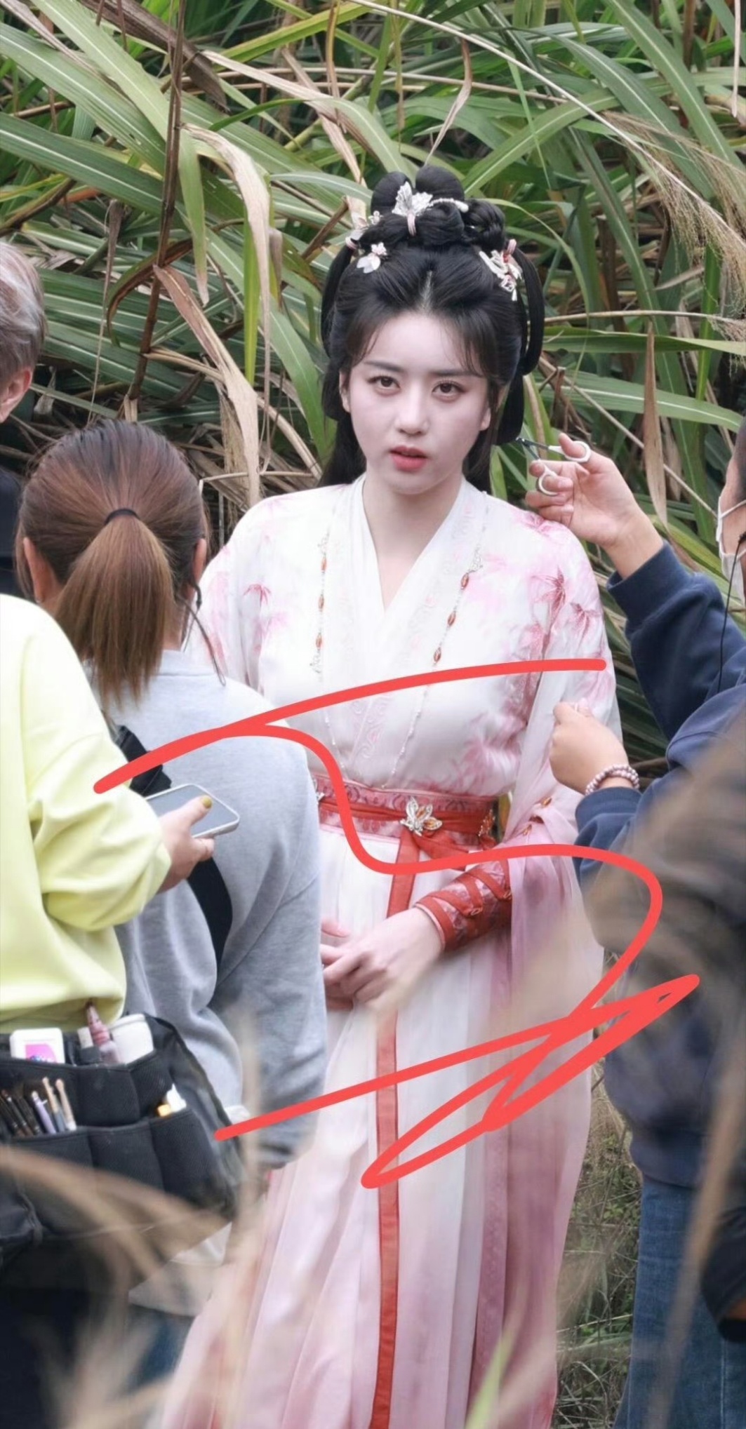 曝李凯馨ins翻车期待她的回应 ​​​