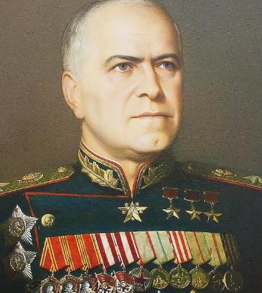 1946年，斯大林把朱可夫贬去当敖德萨军区司令员，从最高副统帅到一个二级军区司令