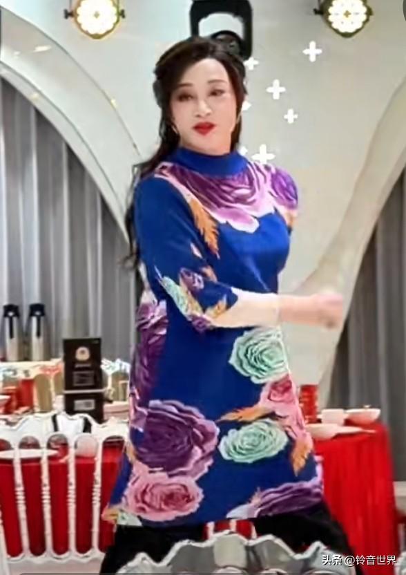 发没发现，生活在我们周围的老顽童都长寿。再看刘晓庆的生活态，突然悟出一个道理，觉