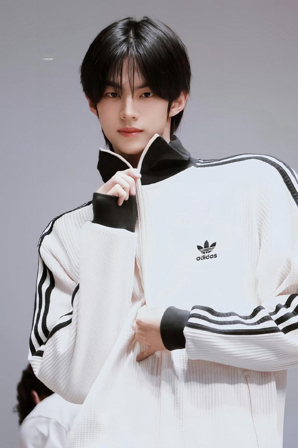 金道勋DoHoon 🐺金道勋 🐺tws唯一c位ace金道勋生活的天空不可能永