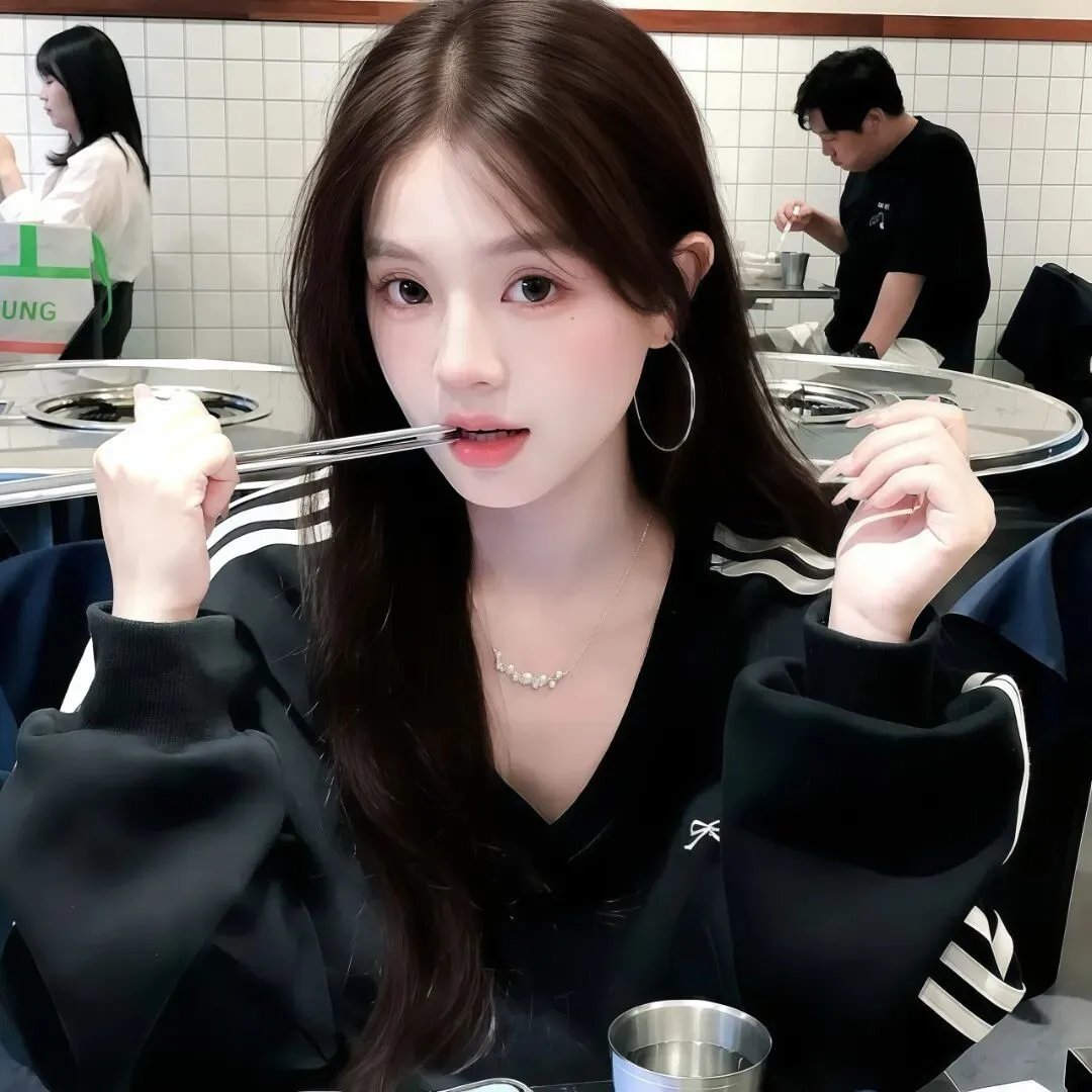 女生头像｜𝙒𝙚𝘾𝙝𝙖𝙩 小众氛围感女头｜感受到幸福的时候能放慢倍速就