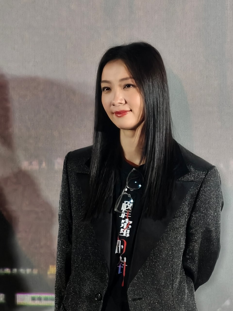 蜂蜜的针(2026) 我的评分：电影蜂蜜的针首波口碑《蜂蜜时针》中，齐溪饰演的兰