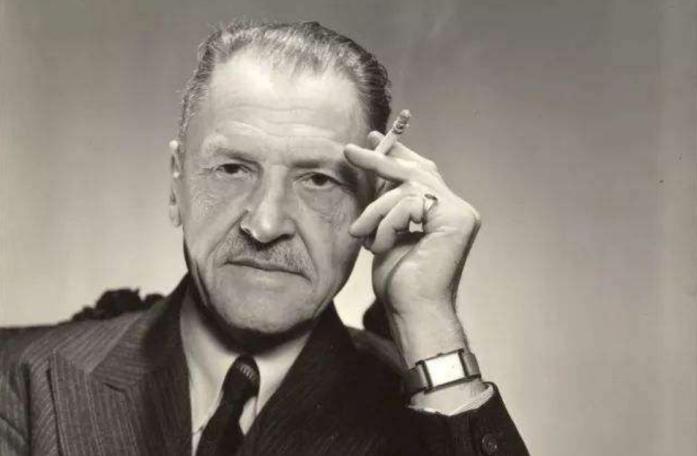 风靡全球的“二流”作家：他们如何用平凡书写不凡传奇？

在文学的世界里，似乎总有