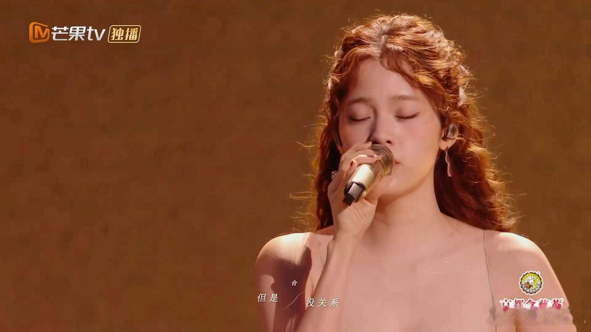 欧阳娜娜开口就是心动的信号 声生不息复古少女欧阳娜娜上线，开口的瞬间就是心动的开