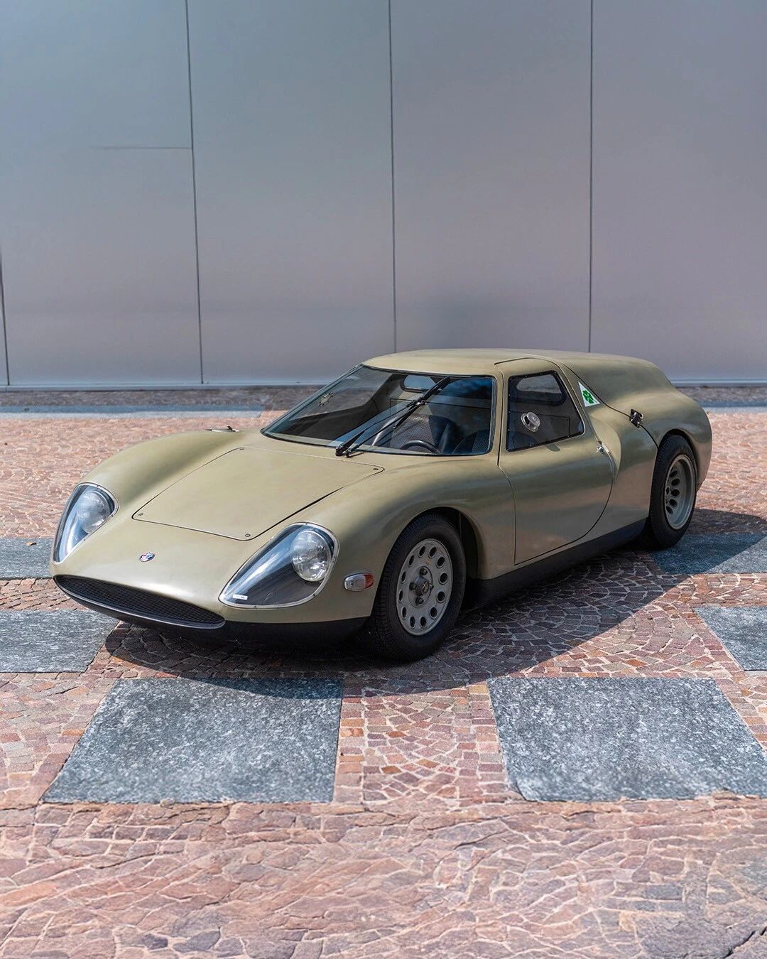 阿尔法·罗密欧·斯卡拉贝奥。 这是阿尔法·罗密欧工程师开发的一个富有远见的项目：