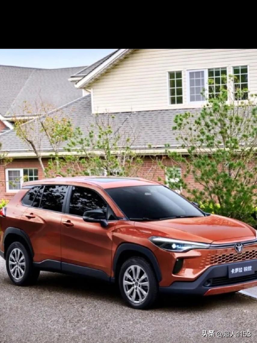 年底的快乐，是一汽丰田卡罗拉给的。自从有了丰田卡罗拉这个可靠的伙伴，它不仅是一辆