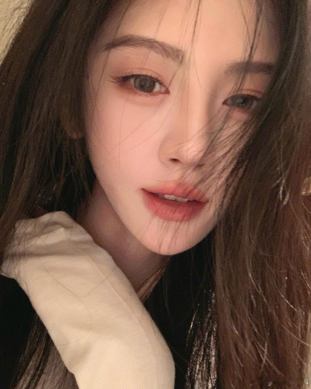 jjy鞠婧祎月鳞绮纪 jjy鞠婧祎姜黎非 +°猫咪总是用故意犯错来试探主人的爱1