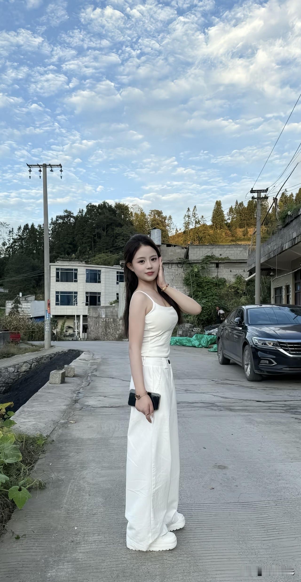 男人没钱千万不要玩高配
王宝强不娶马蓉他绿不了
武大郎不娶潘金莲死不了
所以男人