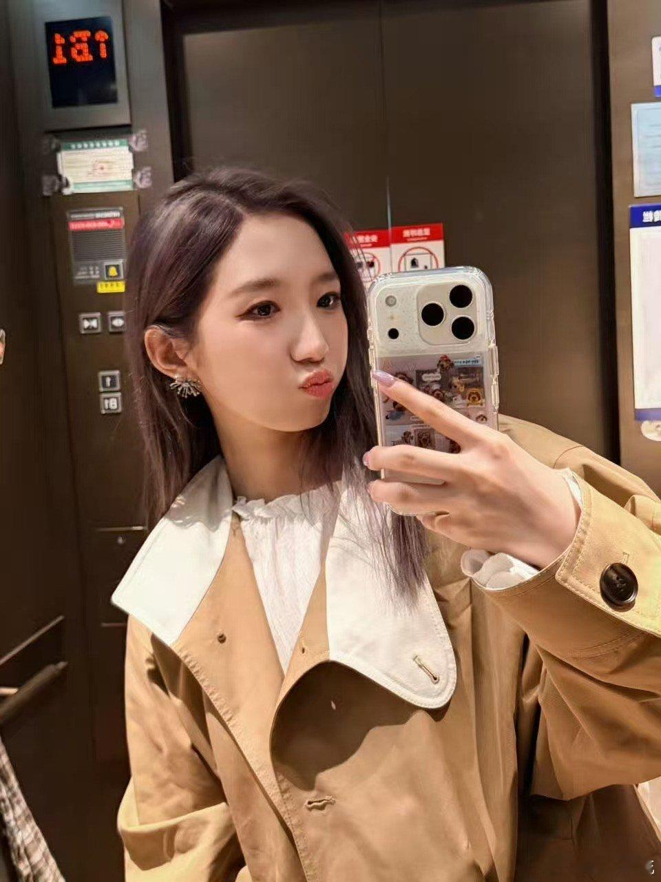 孟美岐恋爱 28岁的女生谈恋爱不是很正常的事情吗，狗仔搞得像什么惊天大新闻一样，