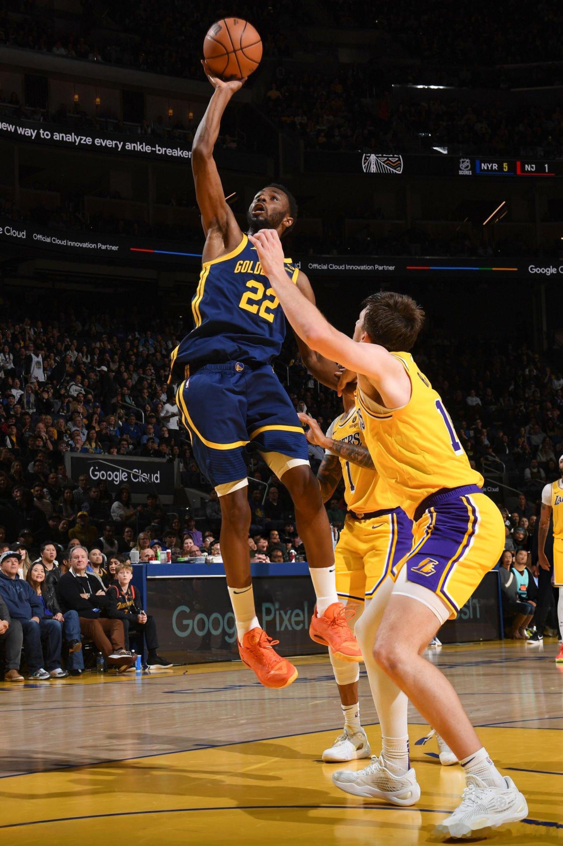 本场最爱[照相机][照相机]🔥🔥#金州勇士[超话]##湖人vs勇士# ​​​