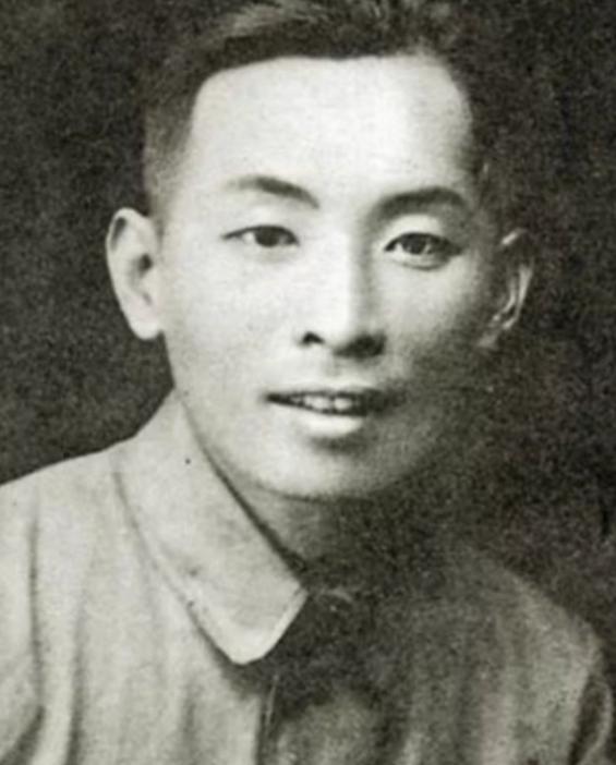 1989年叶飞访问菲律宾，临行前向中央提出请求：希望可以回乡扫墓。

1989年
