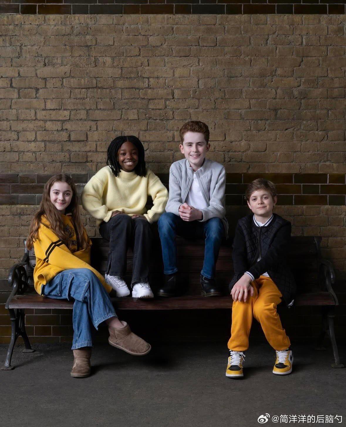 HBO剧版《哈利·波特》公布了霍格沃茨魔法学校的的演员选角们🦁🦫🦅🐍四大