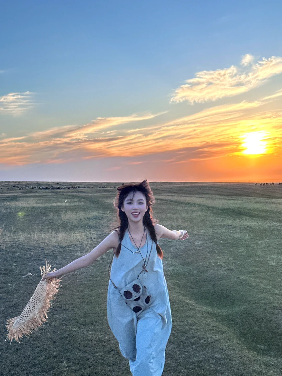 用这枚落日 纪念我在新疆的夏天☀️