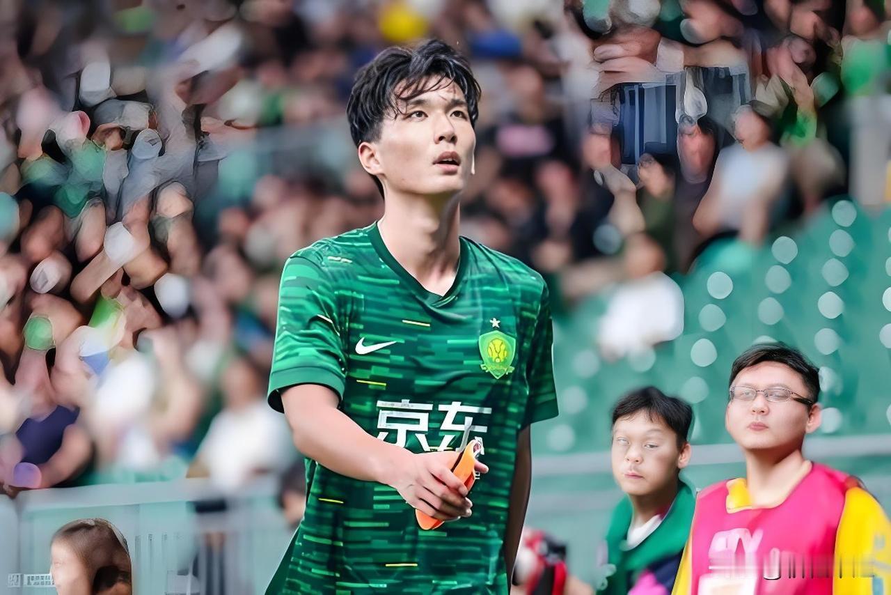 恕我直言：这几个年轻人真应该去铜梁龙队闯闯！
一：依木兰作为国内少有的技术型后腰