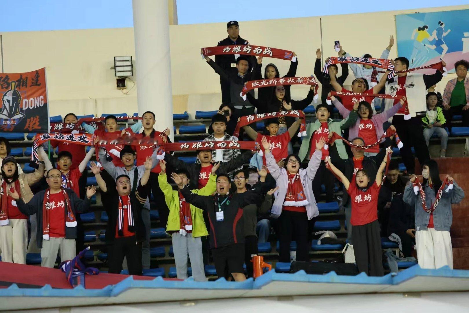 2026齐鲁超赛 第一轮：威海队4：1潍坊队。实力有差距，总结经验，再接再厉，继