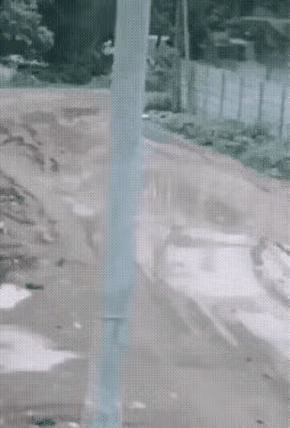 刚开始我有点同情他，最后不好意思的笑出声了