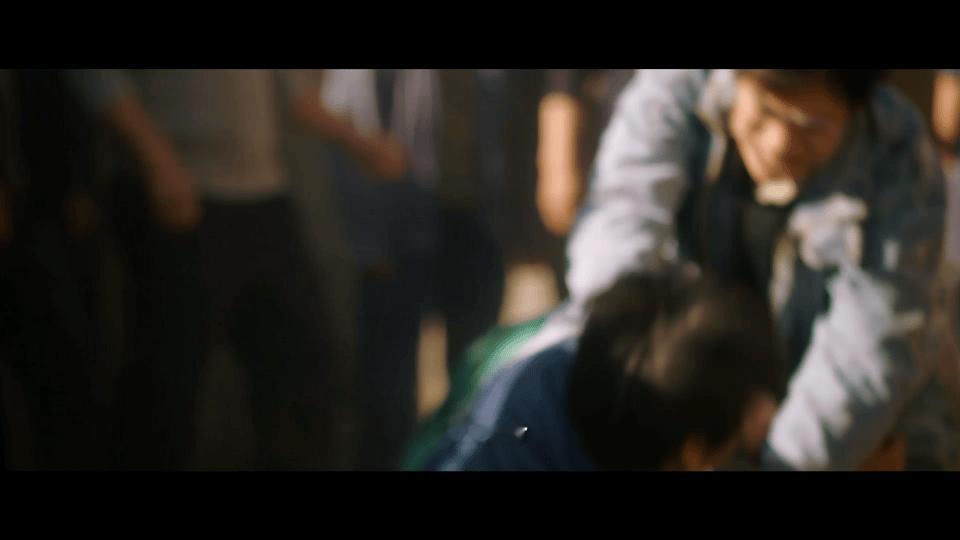 国产悬疑剧的风刮到西北了  已经能够想象得到追《风中的火焰》这部作品的时候会有多