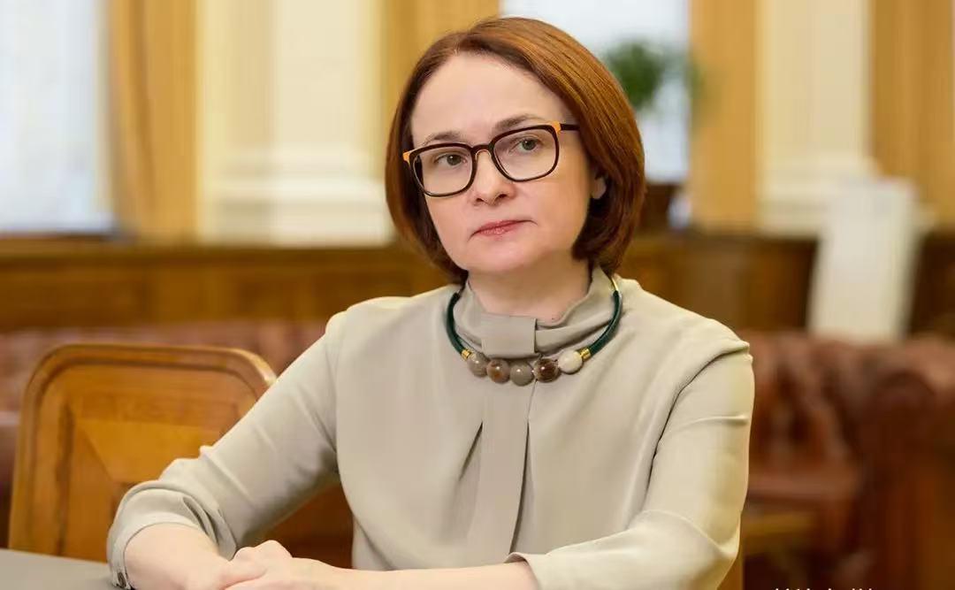 普京不想听“金融女沙皇”狡辩，他很清楚国家现在有多危险

普京亲自主持俄高层经济