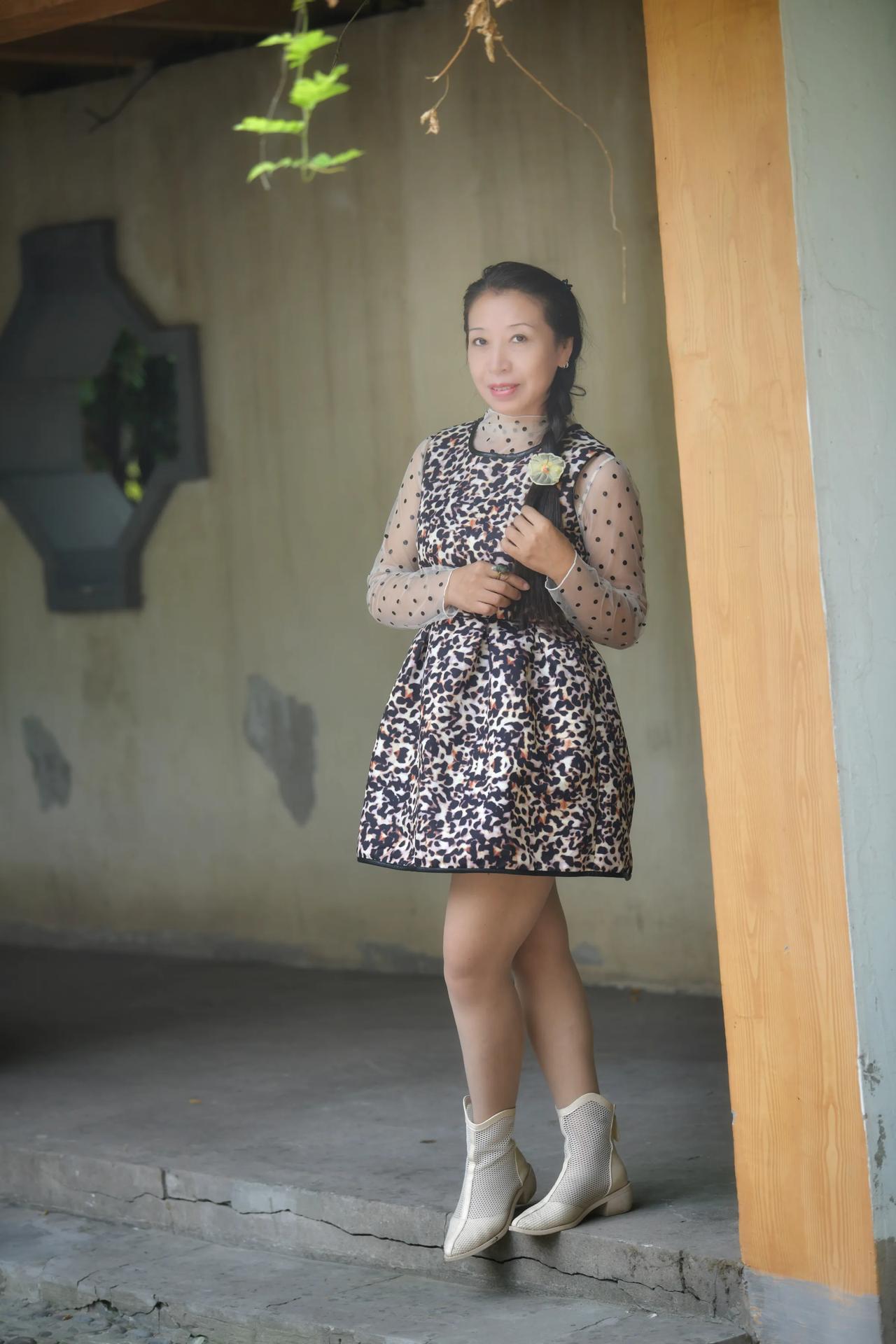 十月你好，九月再见，天天有个好心情。#秋天的美女佳人# #假期美照来袭# #中秋