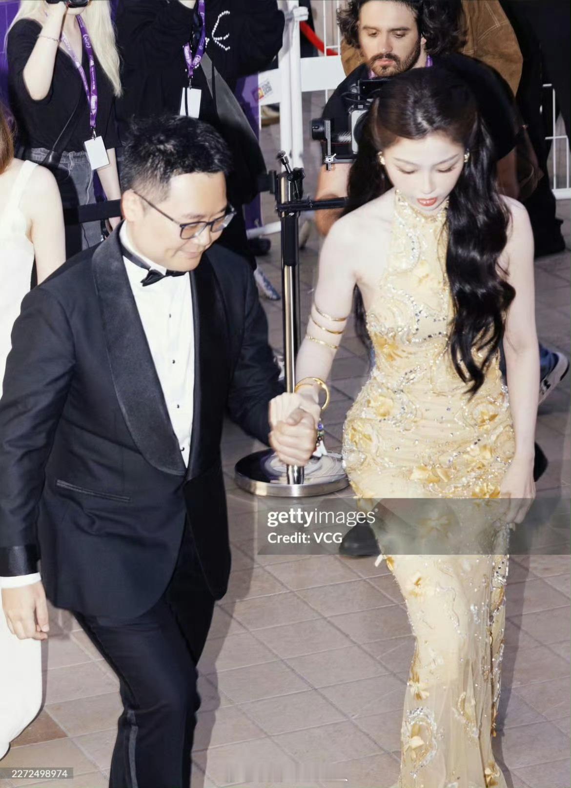 虞书欣戛纳生图虞书欣戛纳G社生图就这么美美的闪耀戛纳✨ 