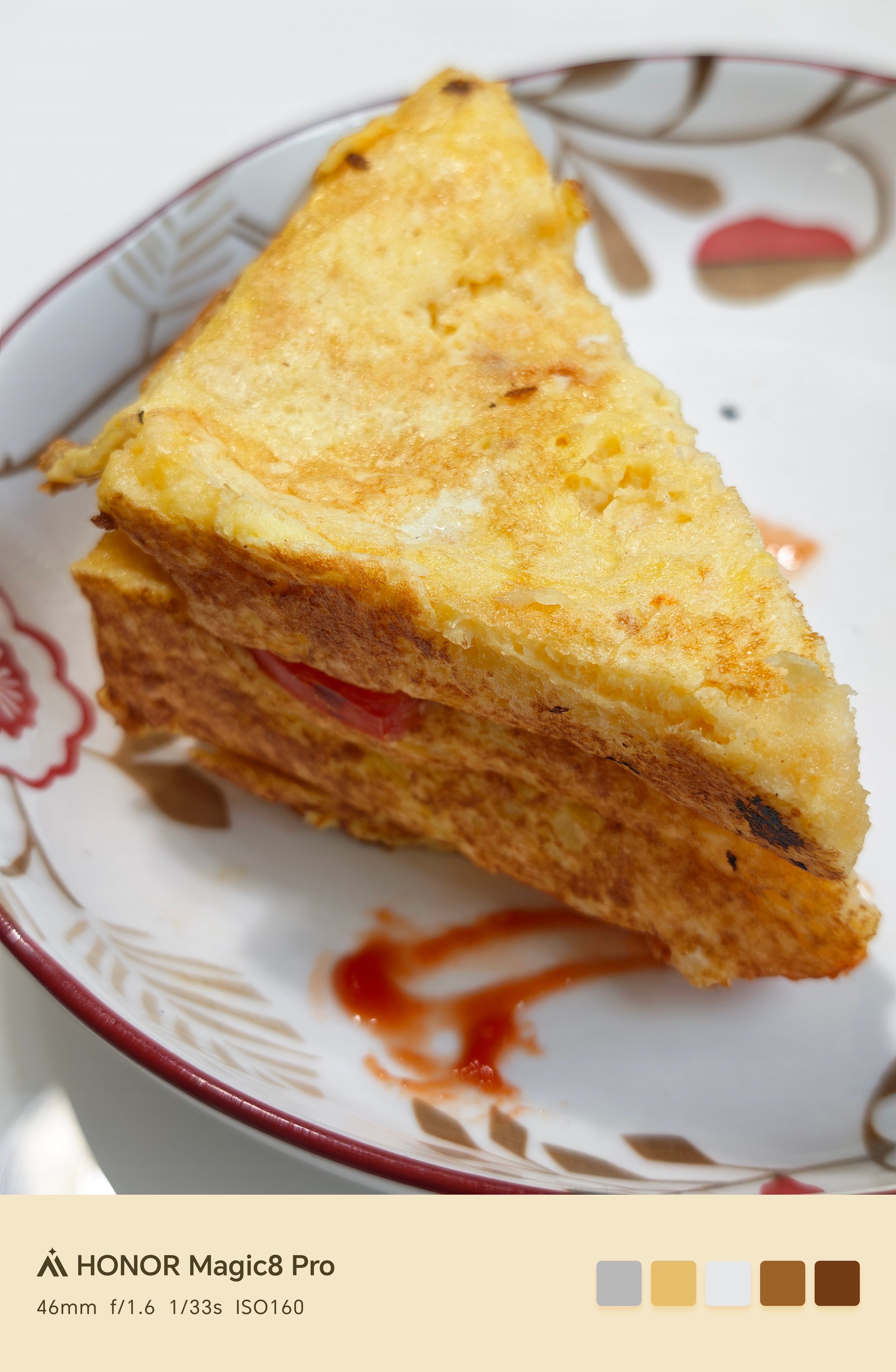 每天7点不到就要起床做饭送孩子上学，今天实在不知道弄点啥吃的，自己DIY了个三明