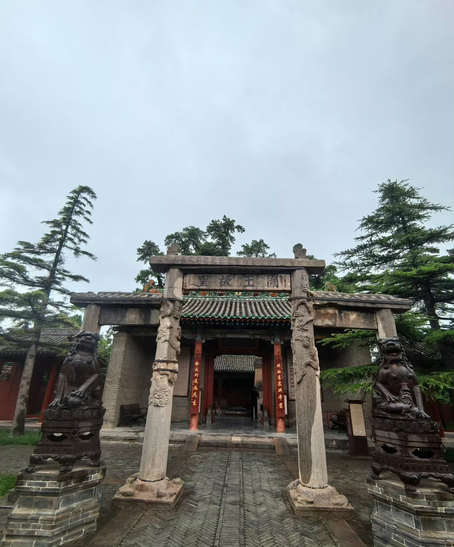 山西关公信俗两岸同心来山西赴一场千年风雅的诗意端午关帝忠义跨越海峡，端午古韵浸染
